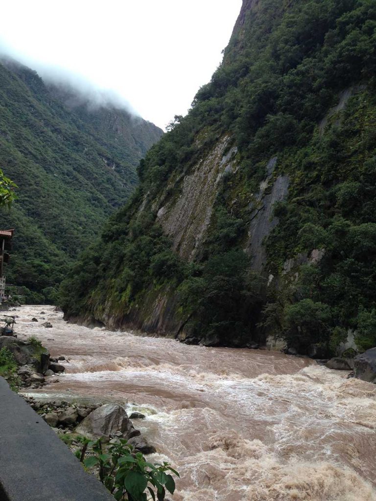 Peru - Aguas Caliente - potok