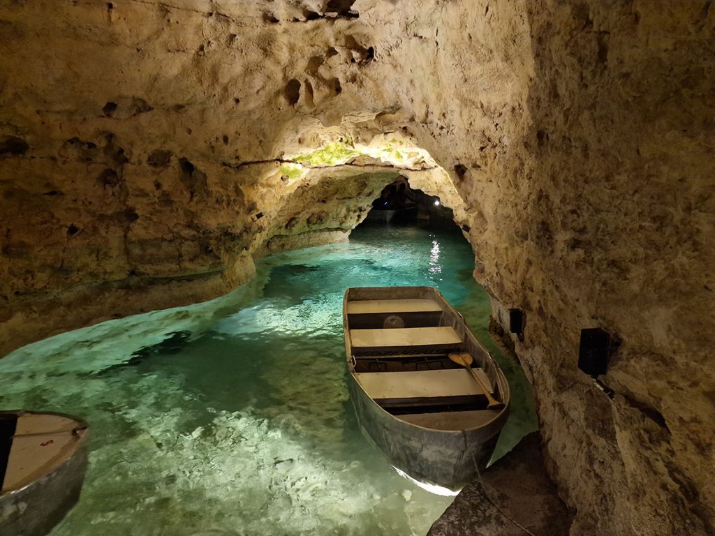 Jaskyňa - Tapolca, Maďarsko