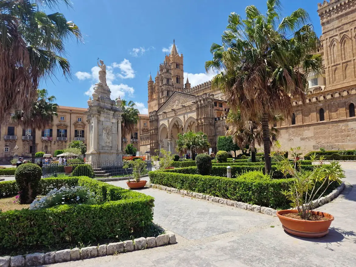 Katedrála Nanebevzetí Panny Marie. Sicília - Palermo