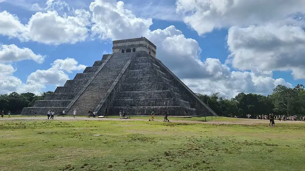 Tacos, ruiny a cenoty: Moje mexické dobrodružstvo #1. Chichen Itza. Severná Amerika, Mexico, Yucatán. Mexiko